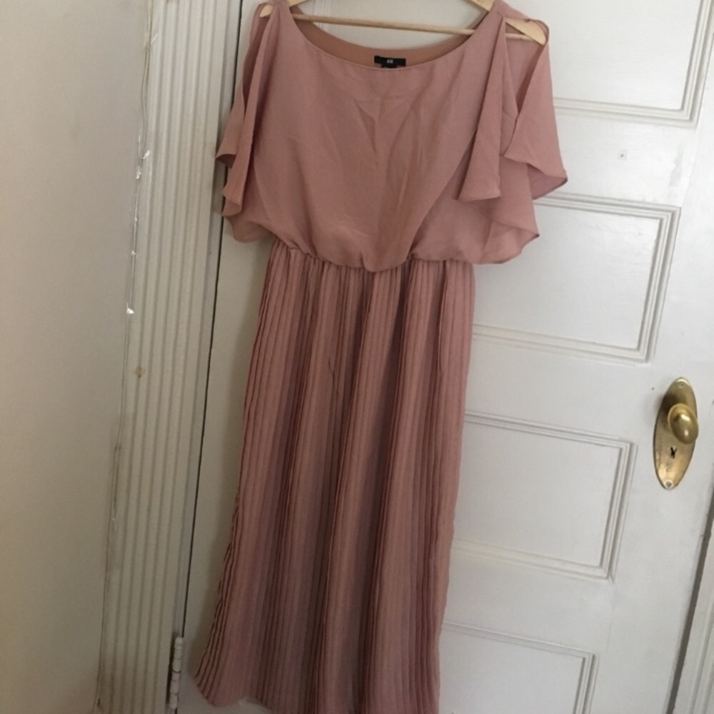 H&M blush dress